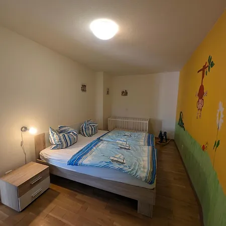 Semesterbostad Schilfrohr *